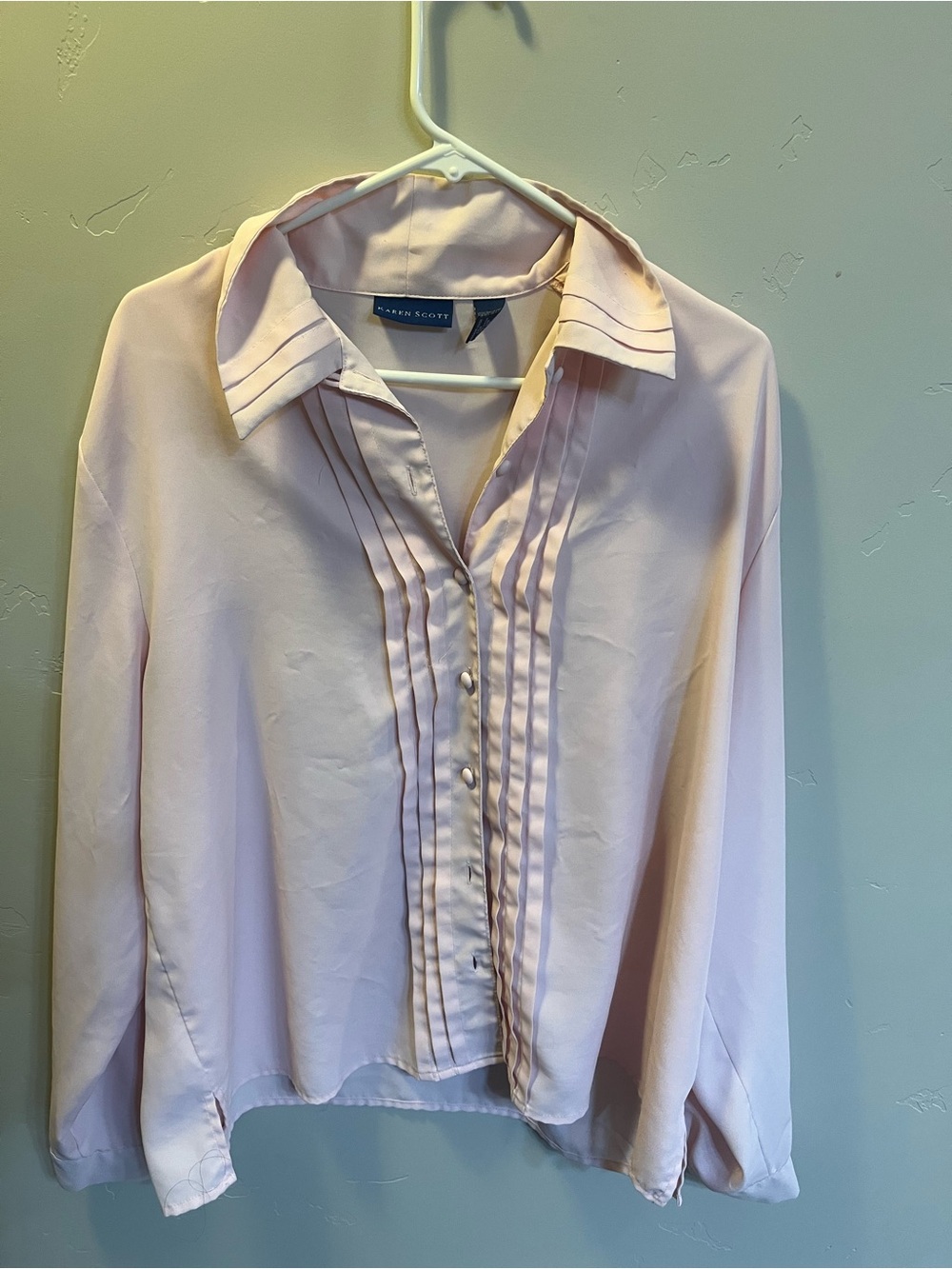 Karen Scott Light Pink Pleated Front Button-Down Shirt